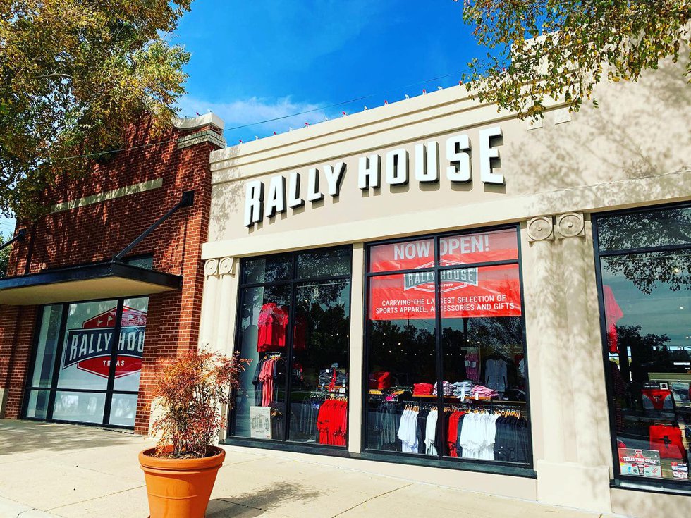 Rally House at Grapevine Mills® - A Shopping Center in Grapevine