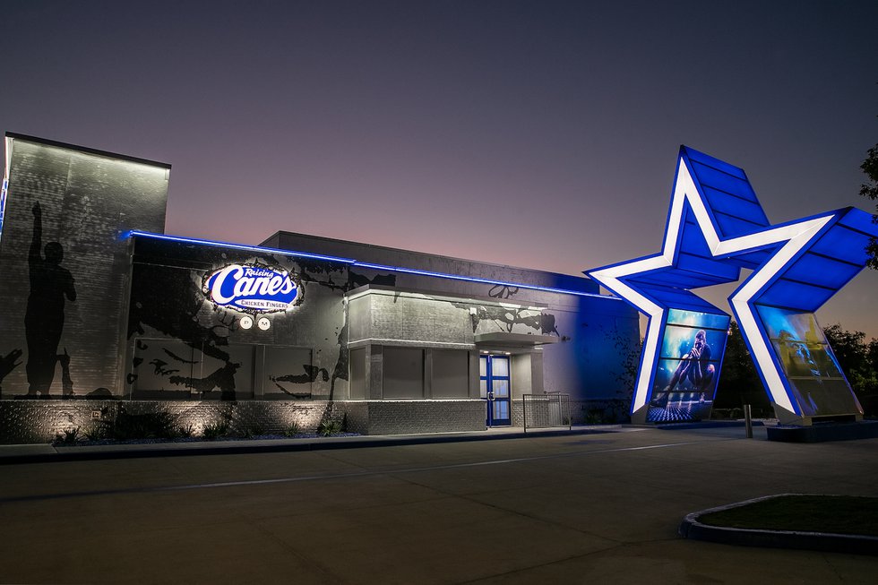 Cowboys to open expanded sports lounge, team shop
